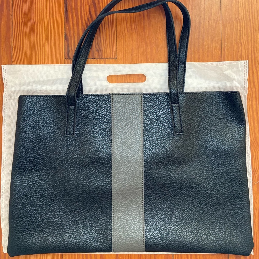Vince Camuto Tote